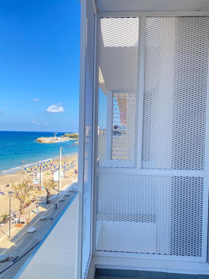 Frini Hotel Chrissi Akti Chania Exterior foto