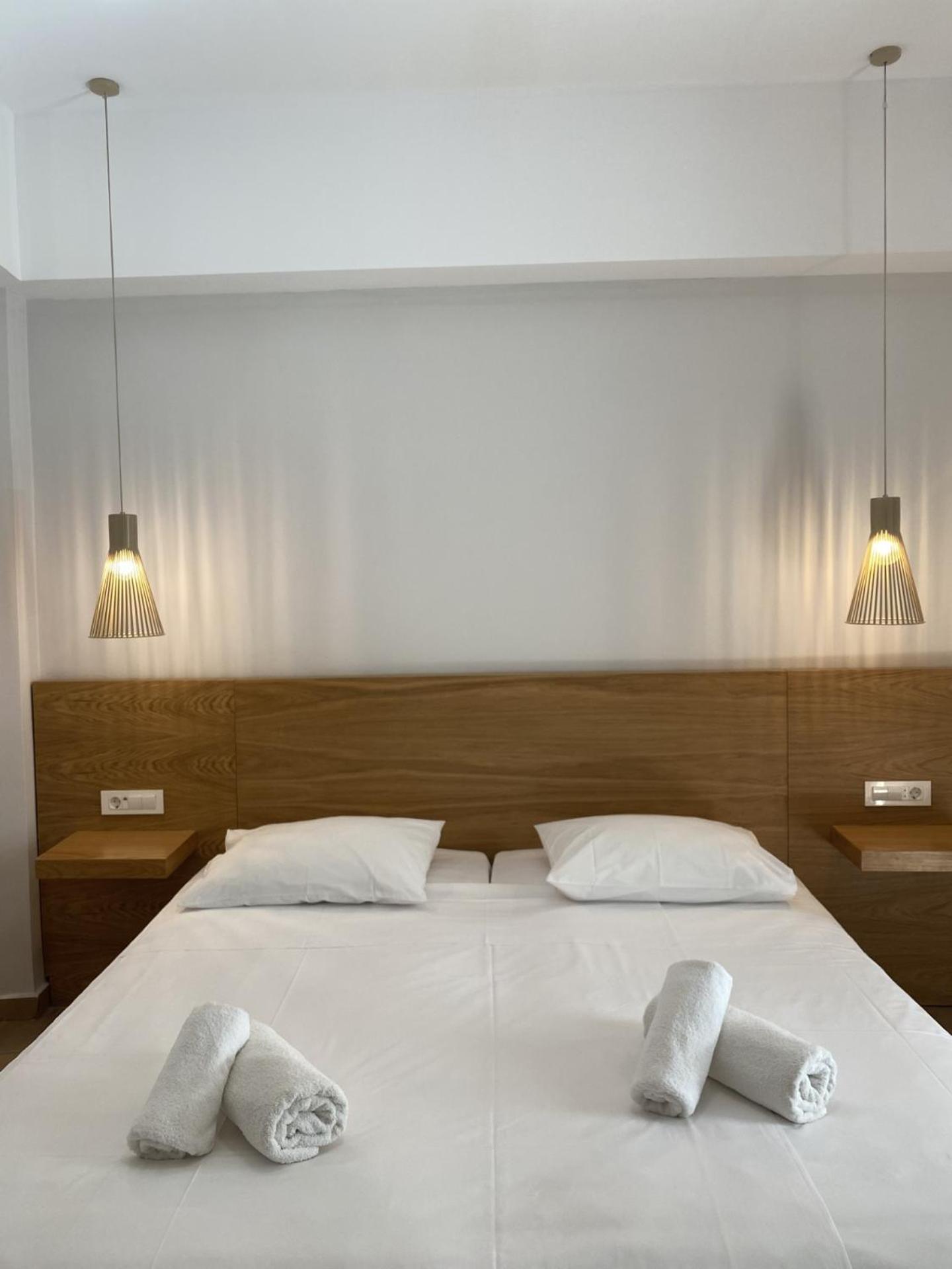 Frini Hotel Chrissi Akti Chania Exterior foto